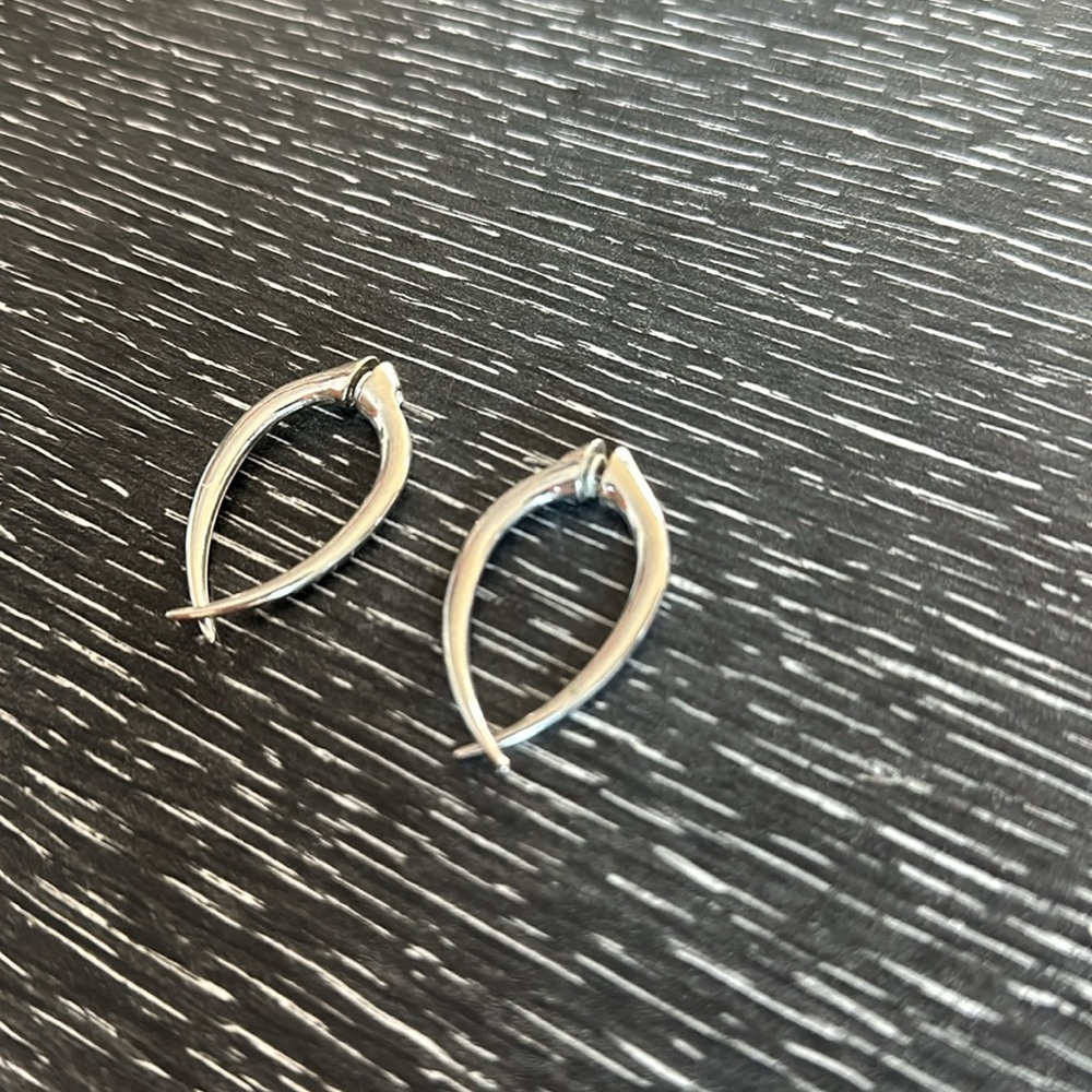 Earrings - Picture 3 of 3